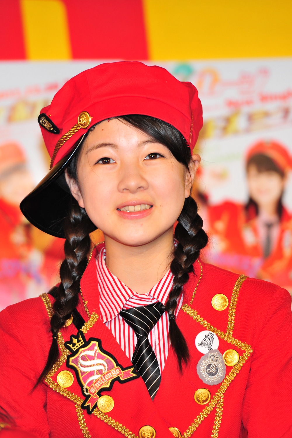 大阪出身の中西香菜は「関西弁が一番かわいいし、面白いって思ってもらいたいです」とコメント。