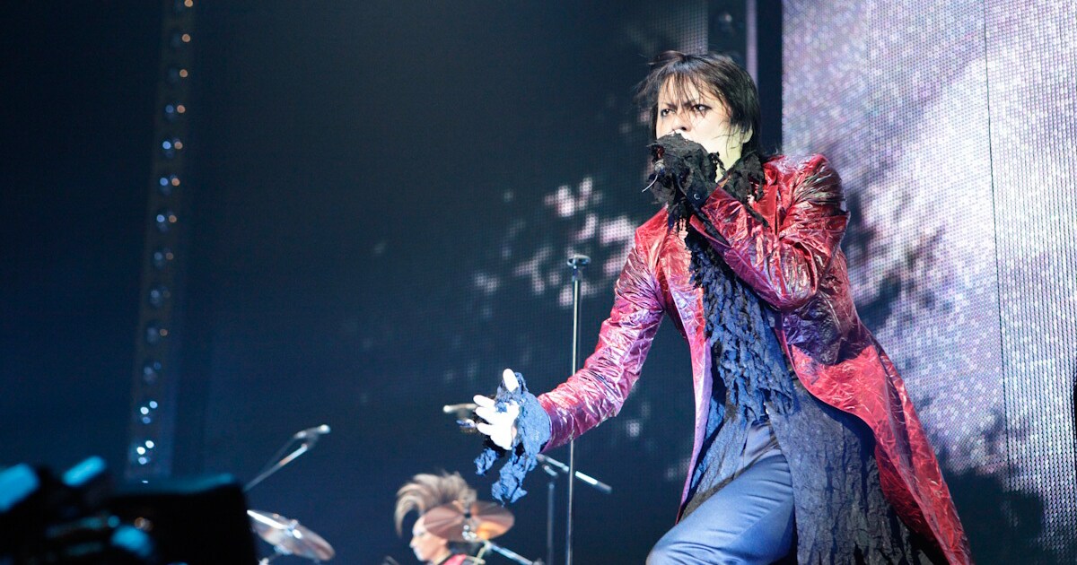 B-T恒例の年末武道館で歴史を総括＆25周年の活動内容発表 - 音楽ナタリー