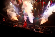 逹瑯（ムック）、シュンジ（BeepSpree）、テルヤ（BeepSpree）、明希（シド）、コータ（BeepSpree）、SATOち（ムック）、ゆうや（シド）、ユウキ（BeepSpree）によるSESSION D。