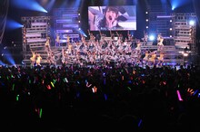 1月2日「Hello! Project 2012 WINTER ハロ☆プロ天国 ～ロックちゃん～」ステージの様子。