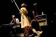 後藤まりこ（写真は2011年12月27日「Don't Disturb Me!!」の模様）