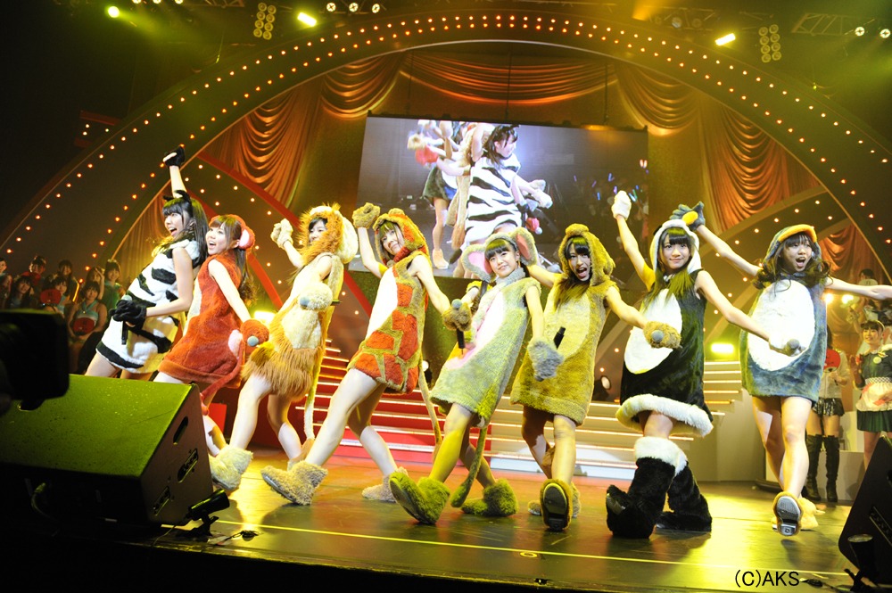 「AKB48紅白対抗歌合戦」の様子。