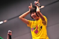 第一部が時間切れとなった理由を「委員長の説明が長かったせい」と言ったことで、「うるさーい！甘えん坊食いしん坊め！」と高城に叱られた玉井詩織。