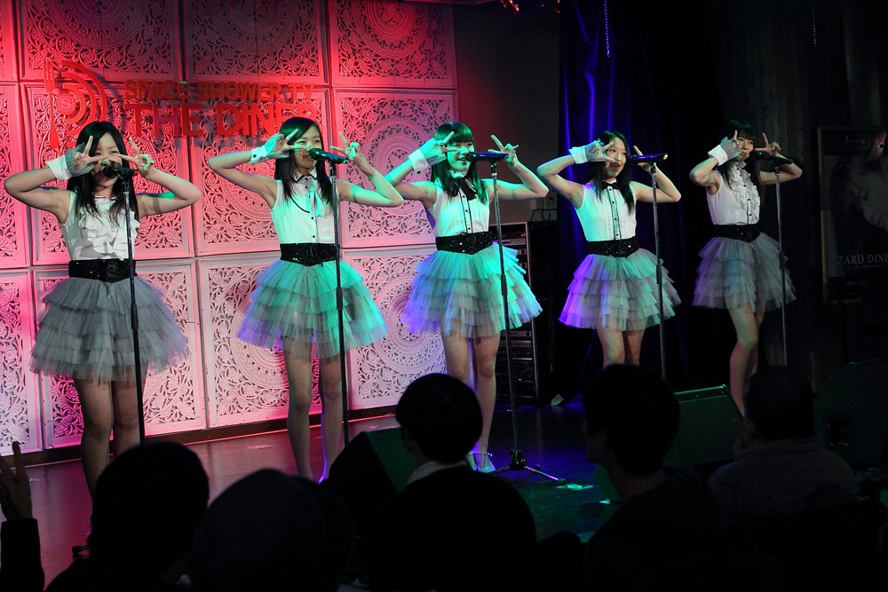 東京女子流（写真は「東京女子流 Limited live 2012 ～Again～」1月8日公演より）