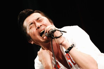 写真は「謹賀新年 新春ドラゴン・ツイスト“俺達の琵琶ビリーナイト”」より。