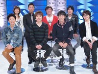 トーク収録時の南こうせつ、JUN SKY WALKER(S)、高橋優、司会の恵俊彰と鈴木杏樹。