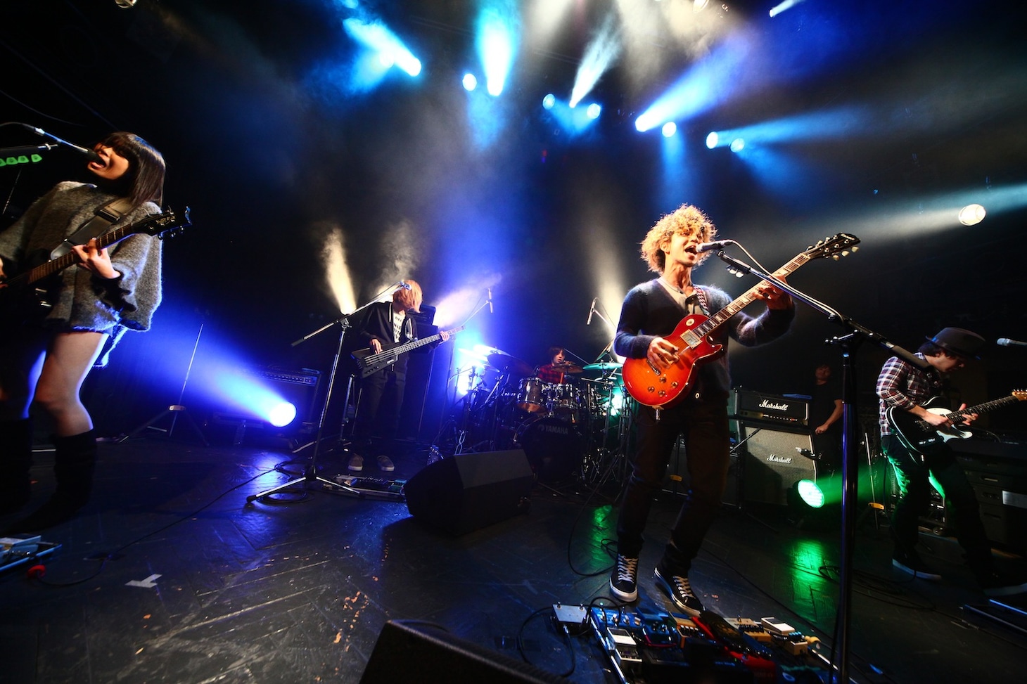 1月18日にWWWで行われたショーケースライブの模様。