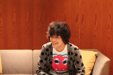 前半は「トライアル」についてのエピソードを語った山中さわお。