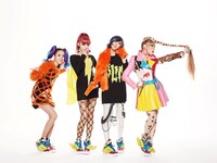 2NE1