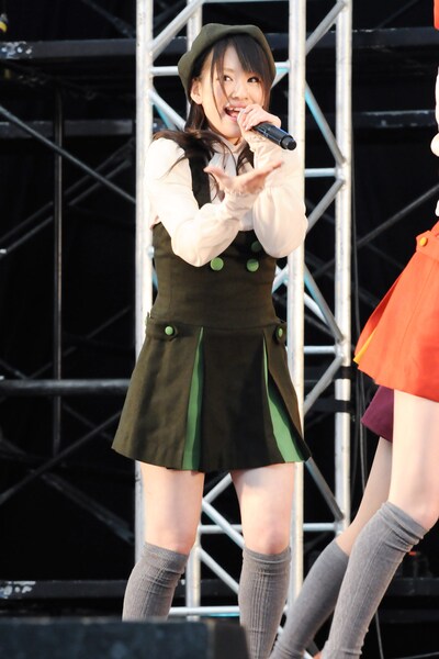 小野晴香（写真は1月29日に西武ドームで行われたシングル「片想いFinally」全国握手会イベントより）