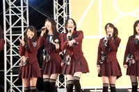 小木曽汐莉、松井玲奈、松井珠理奈、高柳明音（写真左から）