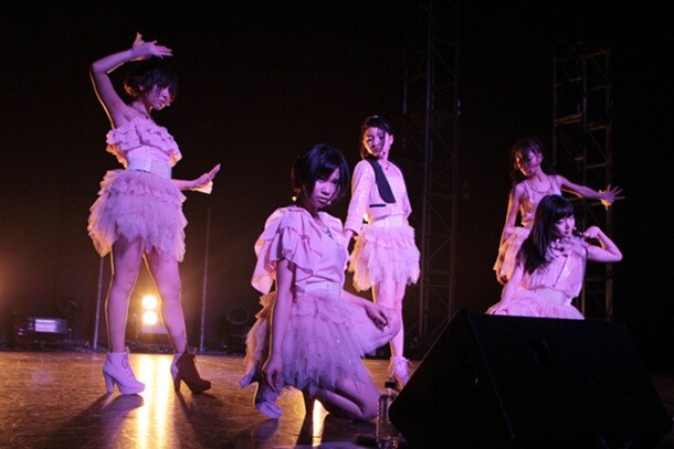 9nine「ワンマン9nine～略して“ワンナイ”スペシャル!!～」の模様。