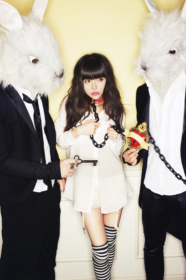 Milky Bunnyこと益若つばさ。