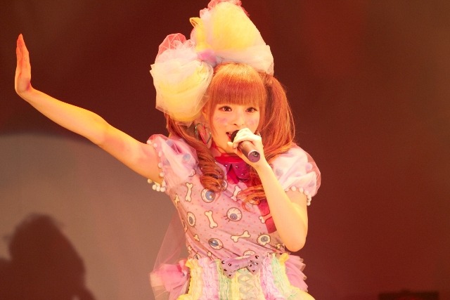 「ひっちゃかめっちゃか～きゃりーぱみゅぱみゅ19才スペシャル～」の模様。