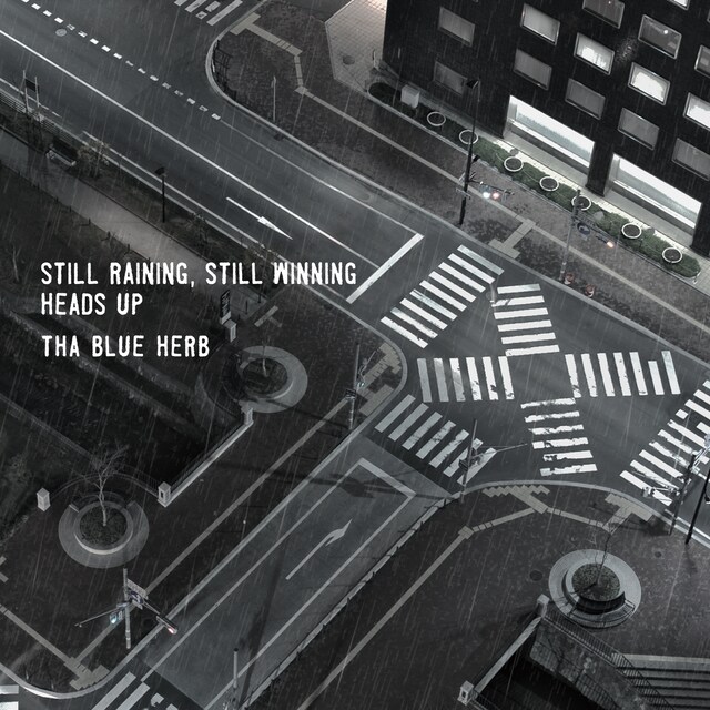 シングル「STILL RAINING, STILL WINNING / HEADS UP」ジャケット