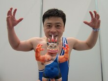 完成した「グループ魂の石鹸イガール」。後ろが石鹸。