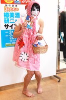 「両親の反応は？」と問われると、「20冊予約したって言ってました」と両親も応援していることを明かした樽美酒研二。