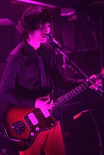 光村龍哉（Vo, G）は「この4人でバンドを組んでから、今回が一番楽しいツアー」と好調ぶりをアピール。