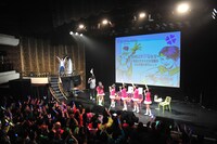 第1戦「ももクロ VS. お茶の間」の様子。