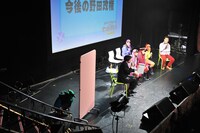 第2戦「ももクロ VS. ラジオ」の様子。