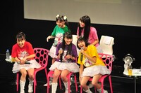 第4戦「ももクロ VS. UFO」の様子。