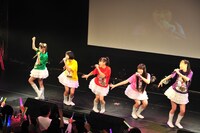 第4戦「ももクロ VS. UFO」では「We are UFI!!!!」の歌詞とタイトルを変えた「We are UFO!!!!」が披露された。