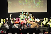 第6戦「ももクロ VS. コメディ」の様子。