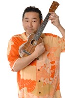 ウクレレえいじ