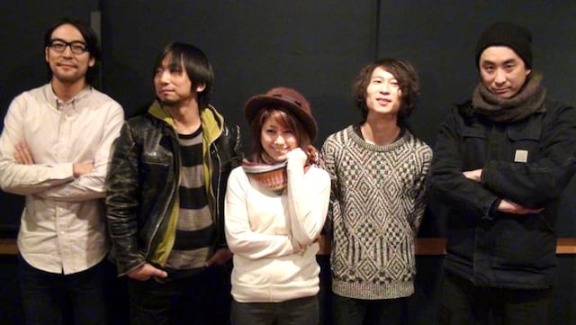 左から横山裕章、オータコージ、IMALU、佐藤寛、中尾憲太郎。