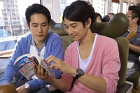 映画「僕達急行 -A列車で行こう-」のワンシーン。（C）2012『僕達急行』製作委員会