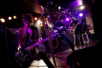 「ACMEが来たりて笛を吹く」新代田FEVER公演の様子。(c)shimbo yuki