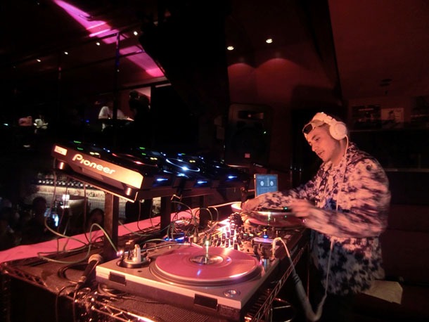 DJ TARO