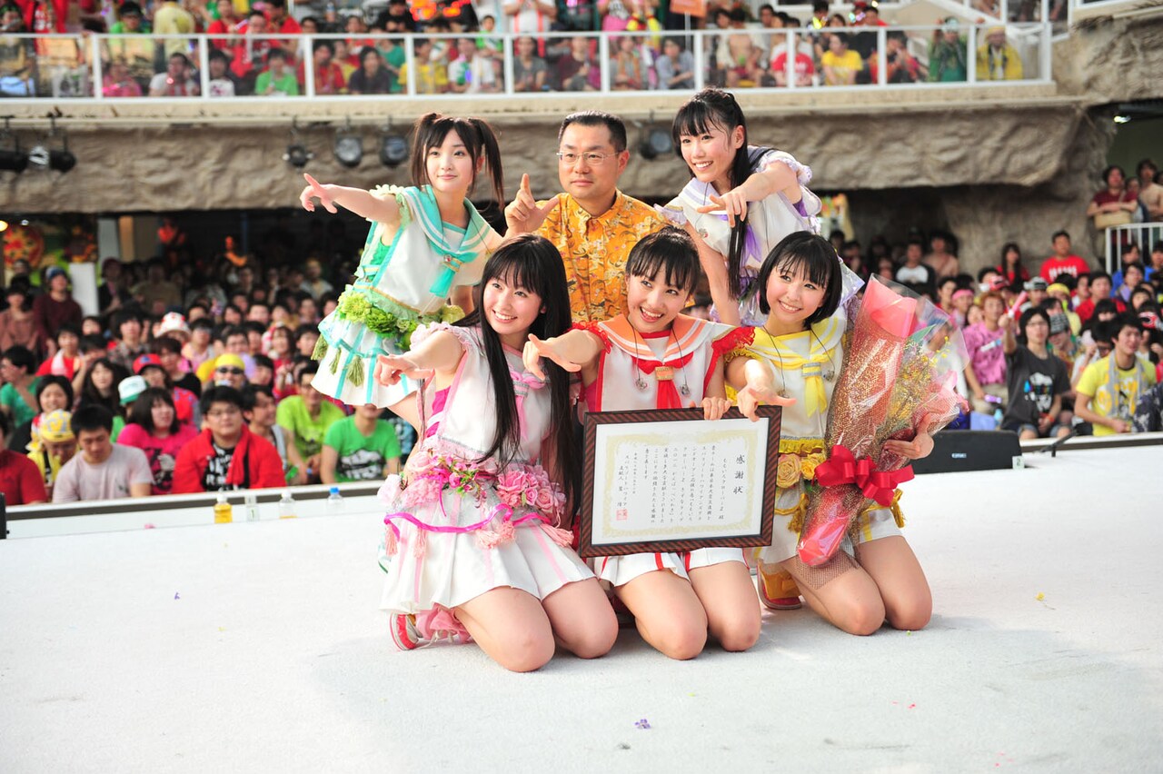 新人ロハももさち ももくろちゃんZ コラボソング『こまちっち』｜とれたんず公式