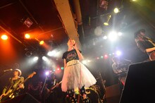 リリースパーティ「OH MY DANCING MEEEEEN!!!」でのbomi。