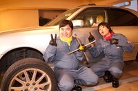 映画「ラブポリス～ニート達の挽歌～」のワンシーン。