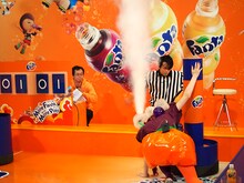 今一歩のところでスリップし、点を取られるきゃりー。