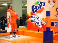 そりゃないよと憤る曙。