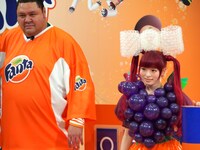 曙太郎ときゃりーぱみゅぱみゅ。