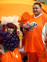 きゃりーぱみゅぱみゅと曙太郎。