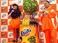 きゃりーぱみゅぱみゅと曙太郎。