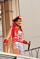 今週の人気の画像7位は「『お前らも好っきゃねんなー！』ももクロ大阪モーレツ急襲」より、百田夏菜子（ももいろクローバーZ）。