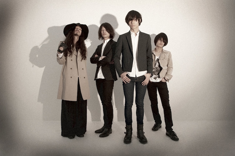 オープニングアクトとしての出演も含め、今回で3年連続出演となる[Champagne]。