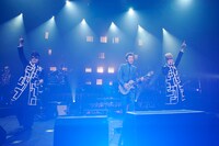 布袋の登場に、客席は大きなどよめきが湧いた。