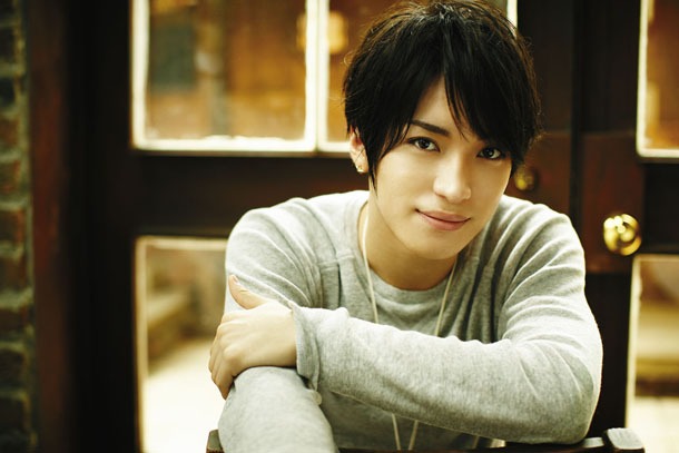 松下優也は3月14日にライブDVD「Yuya Matsushita Live Tour 2011 ～SUPER DRIVE～」のリリースも決定している。