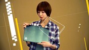 篠田麻里子が出演する「Love PC, Love HP. ENVY14編」の1シーン。