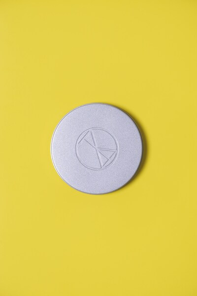 アルバム「DESINTEGRATION」パッケージ