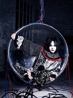 「ROCK AND READ」に掲載される有村竜太朗の撮り下ろし写真。