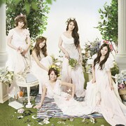 「ガールズ パワー」でのKARA。