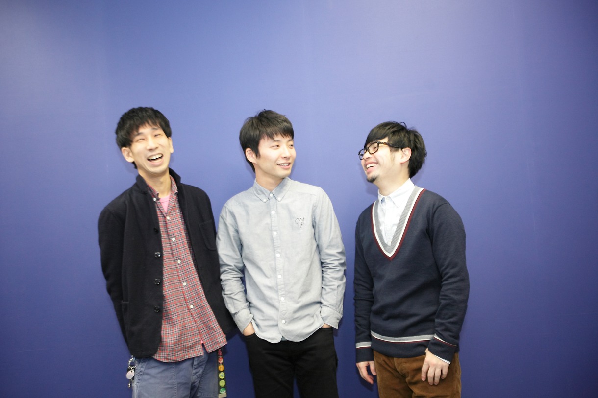 SAKEROCK。右が浜野謙太。