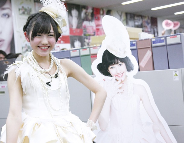 渡辺麻友
